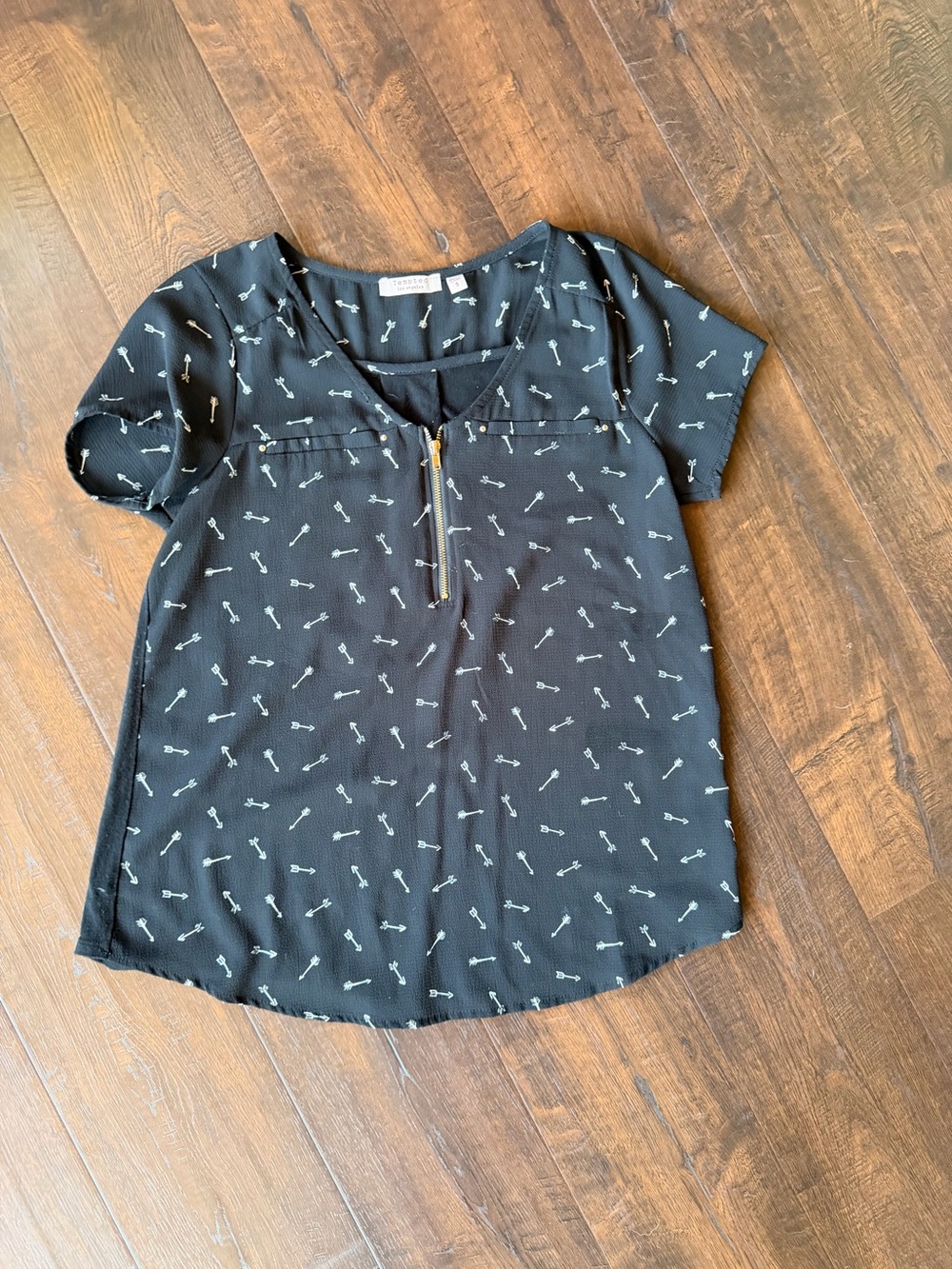 Tempted Black Short-Sleeve Key Print Zip Blouse